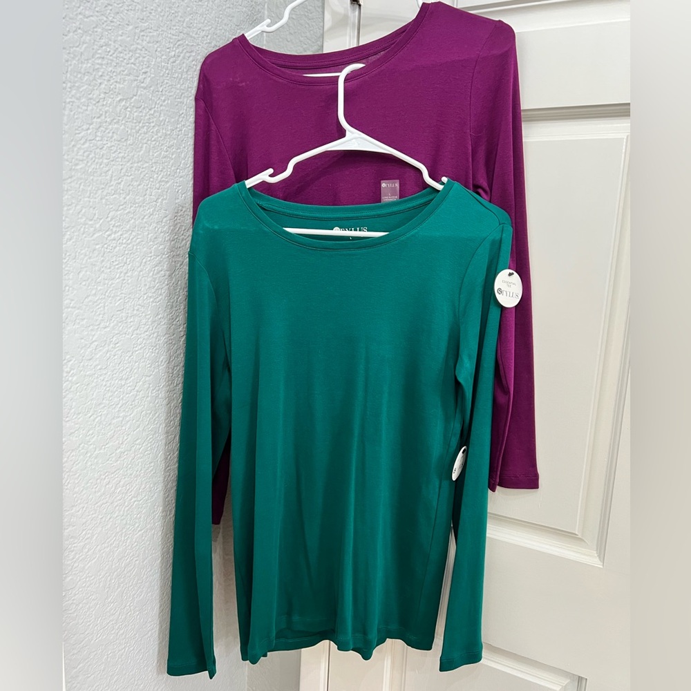 Stylus NWT long-sleeve tees